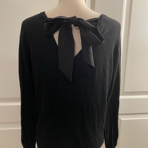 Black Sweater w/Bow Detail - Picture 1 of 2